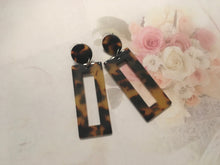 Load image into Gallery viewer, Large, Retro, Dark Tortoise Shell, Geometric, Rectangular, Resin, Drop Earrings