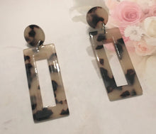 Load image into Gallery viewer, Retro, Light Tortoise Shell, Geometric, Rectangular, Resin, Drop Earrings