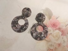 Load image into Gallery viewer, Retro, Dark Grey Tortoise Shell, Geometric, Circle Drop, Resin Earrings with Small Circle Push Back