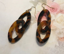 Load image into Gallery viewer, Retro, Tortoise Shell, Geometric, Double Oval, Resin, Drop Earrings