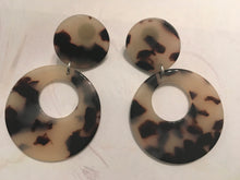 Load image into Gallery viewer, Retro, Lighter Tortoise Shell, Geometric, Circle Drop, Resin Earrings with Small Circle Push Back
