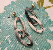 Load image into Gallery viewer, NEW STYLE! Retro, Black, Grey and Cream Tortoise Shell, Geometric, Double Oval, Resin, Drop Earrings