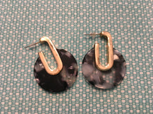 Load image into Gallery viewer, NEW STYLE! Retro, Geometric, Circular Tortoise Shell, Drop Earrings in Black Grey, Purple Blue, Red Clear, and Pink Blue Color Choices