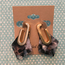 Load image into Gallery viewer, NEW STYLE! Retro, Geometric, Triangular, Tortoise Shell, Drop Earrings in Black Grey, Color Choice
