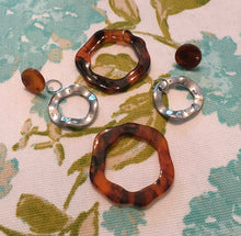 Load image into Gallery viewer, NEW STYLE! Retro, Multi- Design, Geometric, Circular, Tortoise Shell, Earrings with Silvertone or Goldtone Metal Drop