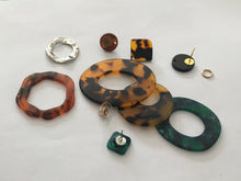 Load image into Gallery viewer, NEW STYLE! Retro, Dark Tortoise Shell, Geometric, Double Oval, Resin, Drop Earrings