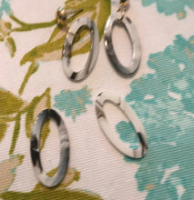 Load image into Gallery viewer, NEW STYLE! Retro, Black, Grey and Cream Tortoise Shell, Geometric, Oval, Resin, Drop Earrings with Pearl Drop