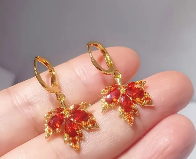 Maple Leaf Earring and Necklace Set
