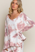 Load image into Gallery viewer, POL CLOTHING-Woman’s Oversized Top in Wild Berry Splash (#824) POL TOP-SALE- WAS $49.00, N0W $39.99
