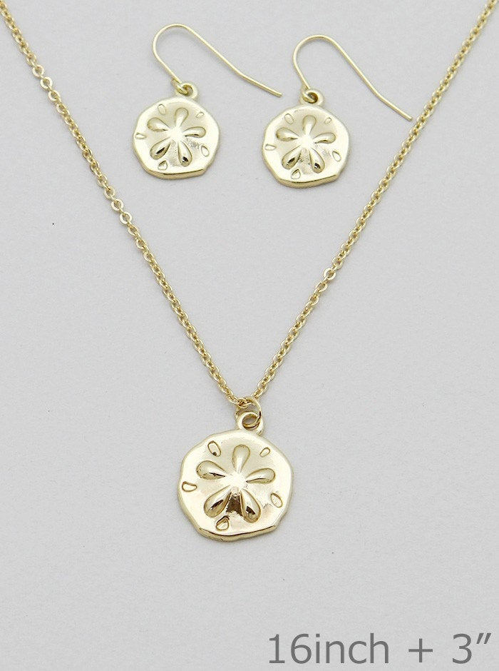 Sand Dollar Charm Necklace – IsabelleGraceJewelry