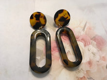 Load image into Gallery viewer, Retro, Dark Tortoise Shell, Geometric, Oblong, Resin, Drop Earrings
