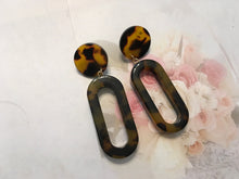 Load image into Gallery viewer, Retro, Dark Tortoise Shell, Geometric, Oblong, Resin, Drop Earrings
