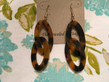 Load image into Gallery viewer, Retro, Tortoise Shell, Geometric, Double Oval, Resin, Drop Earrings
