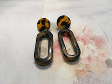 Load image into Gallery viewer, Retro, Dark Tortoise Shell, Geometric, Oblong, Resin, Drop Earrings
